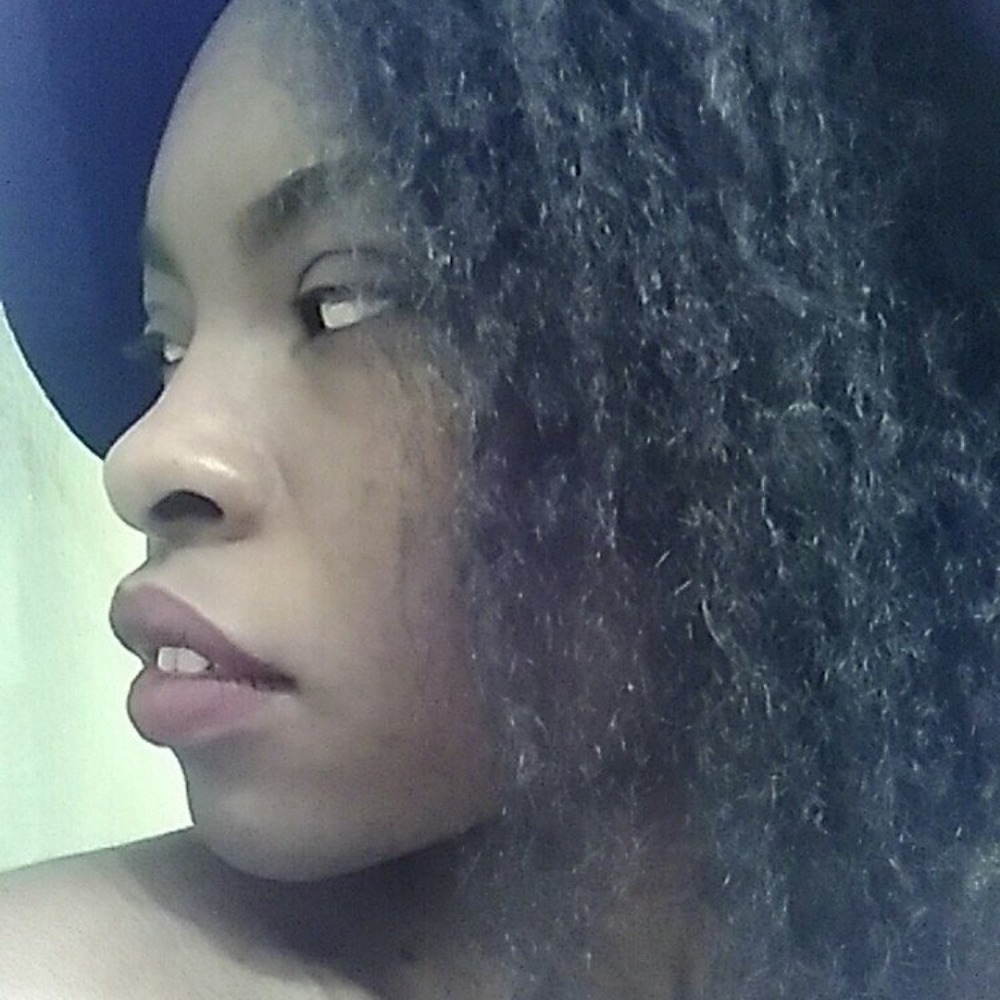 Meet your Posher, Sharnya